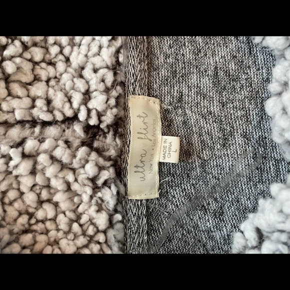 top - Picture 2 of 2